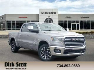 2025 RAM 1500 CREW CAB LARAMIE PICKUP 4D 5 1/2 FT