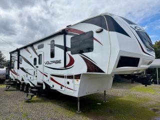Image of 2013 VOLTAGE BY DUTCHMEN FIFTH WHEEL TOY HAULER