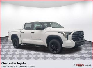 2025 TOYOTA TUNDRA CREWMAX SR PICKUP 4D 5 1/2 FT