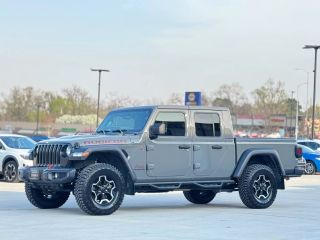 Image of 2020 JEEP GLADIATOR