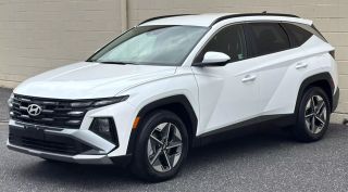 Image of 2025 HYUNDAI TUCSON