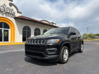 Image of 2019 JEEP COMPASS