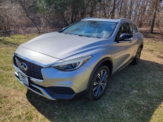 2018 INFINITI QX30 LUXURY