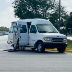 Image of 2002 FORD ECONOLINE E350 SUPER DUTY CARGO