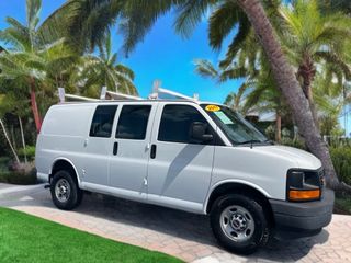 Image of 2017 GMC SAVANA 2500 CARGO