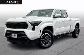 2025 TOYOTA TACOMA DOUBLE CAB TRD SPORT PICKUP 4D 5 FT