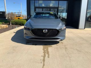 2025 MAZDA MAZDA3 CARBON EDITION