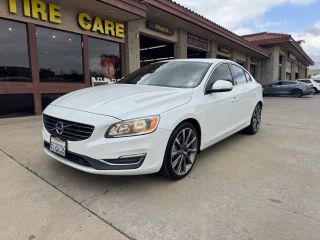 2015 VOLVO S60 T6 2015.5
