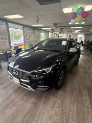 Image of 2018 INFINITI QX30