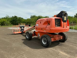 Image of 2006 JLG 400S BOOM LIFT