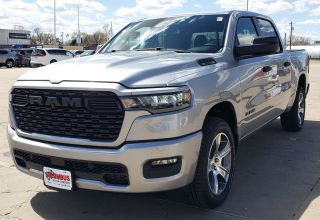 2025 RAM RAM 1500 PICKUP TRADESMAN