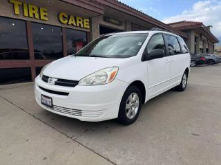 2004 TOYOTA SIENNA CE
