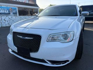2018 CHRYSLER 300 LIMITED
