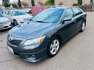 2010 TOYOTA CAMRY SE