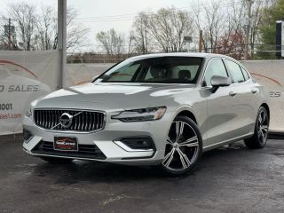 Image of 2022 VOLVO S60