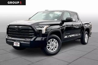 2025 TOYOTA TUNDRA CREWMAX SR5 PICKUP 4D 5 1/2 FT