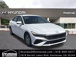 2025 HYUNDAI ELANTRA SE SEDAN 4D