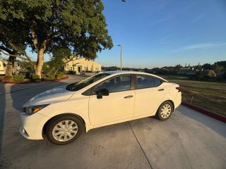 2020 NISSAN VERSA S