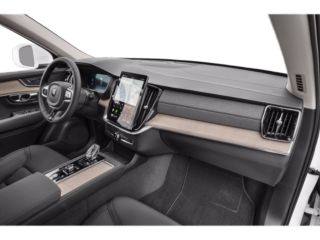 2025 VOLVO XC90 PLUS