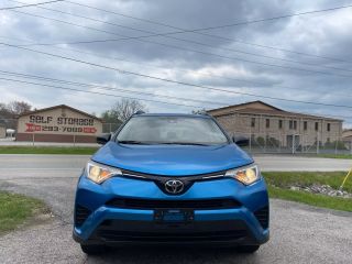 2017 TOYOTA RAV4 LE