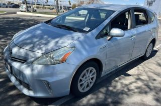 2013 TOYOTA PRIUS V FIVE