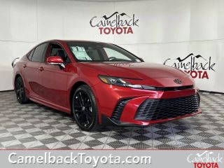 2025 TOYOTA CAMRY SE SEDAN 4D