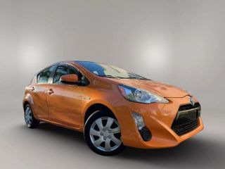 2015 TOYOTA PRIUS C TWO