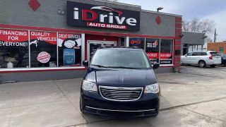 Image of 2015 CHRYSLER TOWN & COUNTRY