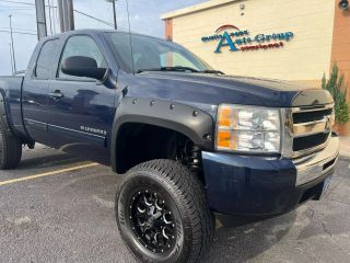 Image of 2010 CHEVROLET SILVERADO 1500 EXTENDED CAB