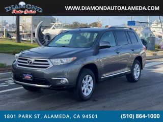 2013 TOYOTA HIGHLANDER PLUS
