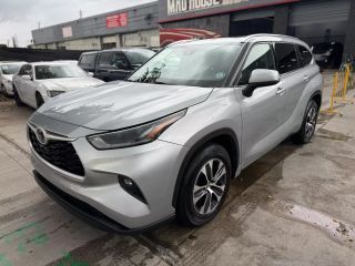 Image of 2021 TOYOTA HIGHLANDER