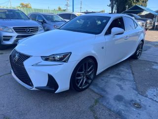 2017 LEXUS IS 200T