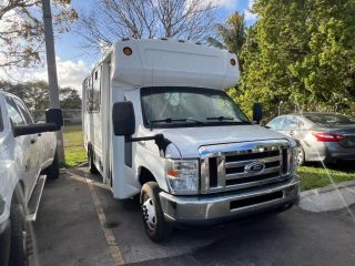 Image of 2015 FORD E450 SUPER DUTY CUTAWAY