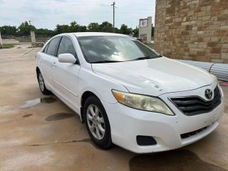 2010 TOYOTA CAMRY LE