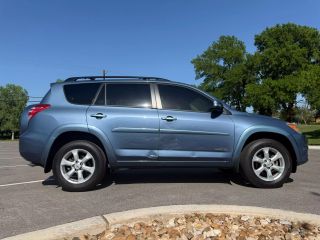 Image of 2010 TOYOTA RAV4