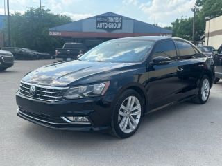 Image of 2019 VOLKSWAGEN PASSAT