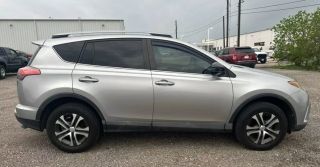 Image of 2017 TOYOTA RAV4