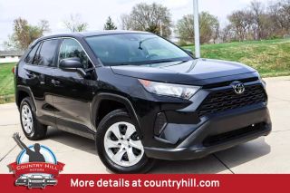 2022 TOYOTA RAV4 LE