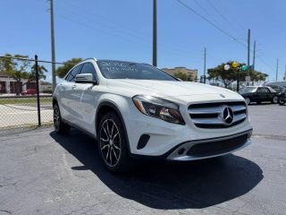 Image of 2016 MERCEDES-BENZ GLA