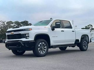 2025 CHEVROLET SILVERADO 2500 HD CREW CAB CUSTOM 4WD 6.6L V8 T-DIESEL