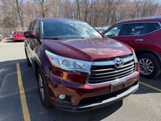 2016 TOYOTA HIGHLANDER LE PLUS