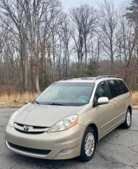 Image of 2009 TOYOTA SIENNA