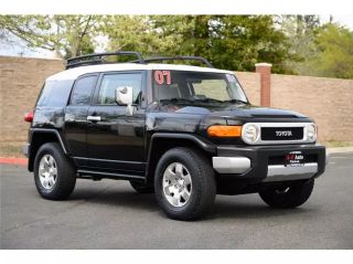 Image of 2007 TOYOTA FJ CRUISER