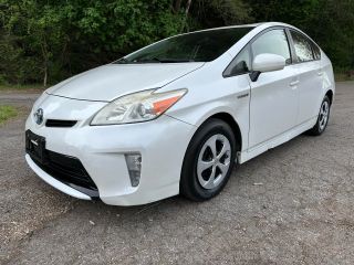 2013 TOYOTA PRIUS THREE