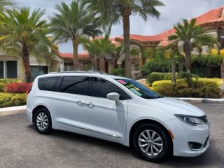 Image of 2018 CHRYSLER PACIFICA