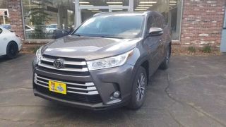 Image of 2018 TOYOTA HIGHLANDER