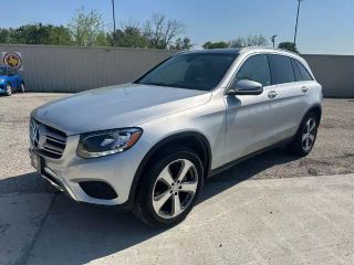2017 MERCEDES-BENZ GLC 300