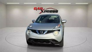 2016 NISSAN JUKE SV