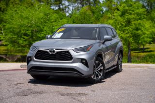 Image of 2021 TOYOTA HIGHLANDER