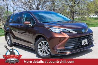 2021 TOYOTA SIENNA LE